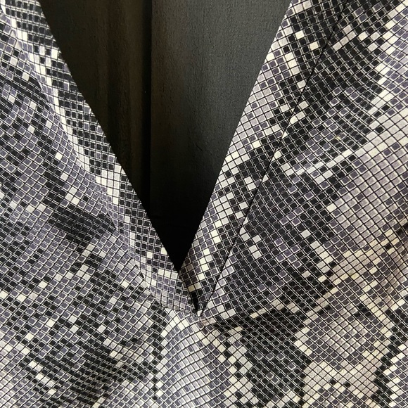 GORGEOUS Joie Tank - Picture 4 of 8